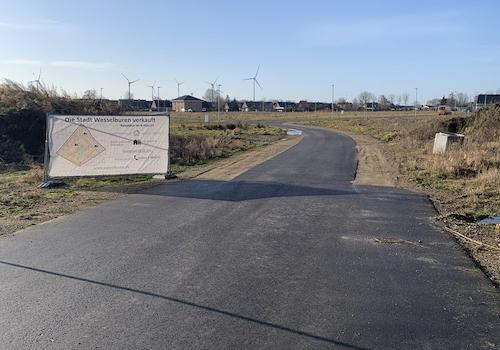 Einfahrt in das Baugebiet