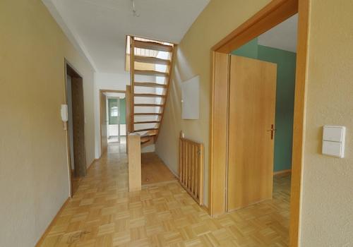 Diele ins DG, Maisonettewohnung