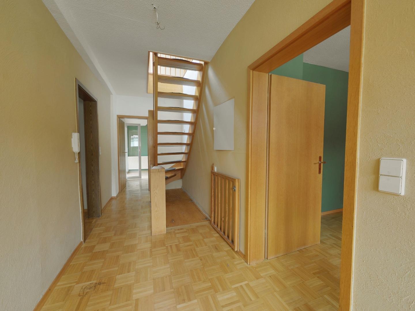 Diele ins DG, Maisonettewohnung