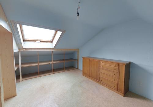 Zimmer 1, DG