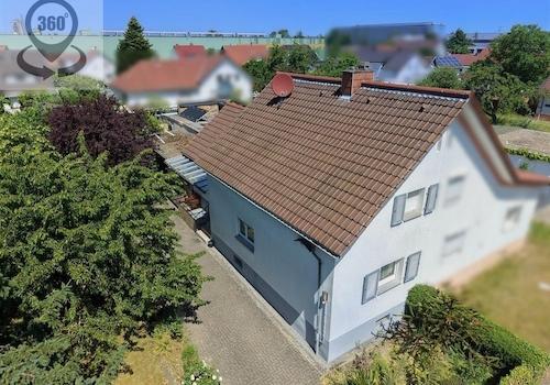 Blick auf die Doppelhaushälfte