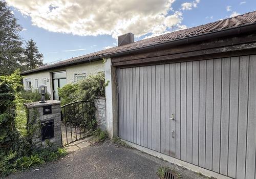 Eingangsbereich mit Garage