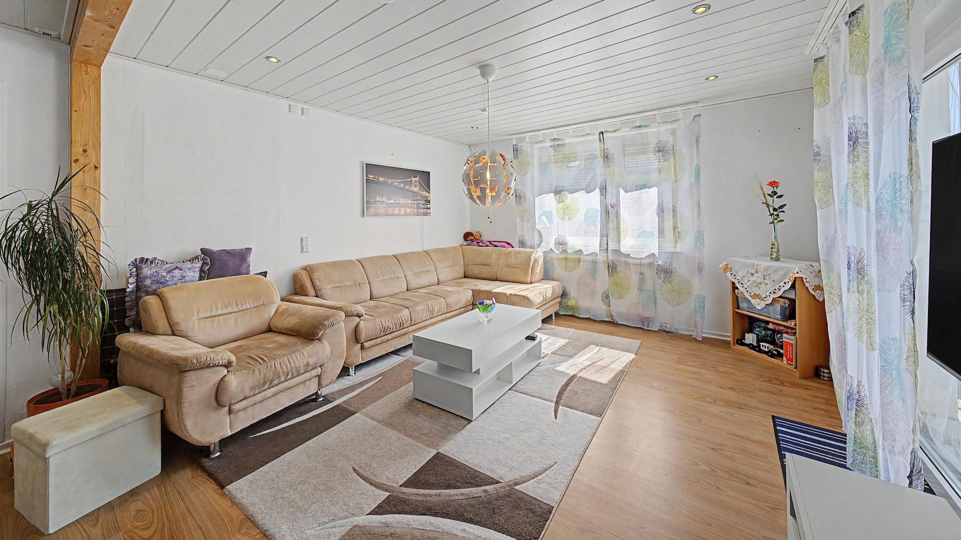 Wohn- und Esszimmer
