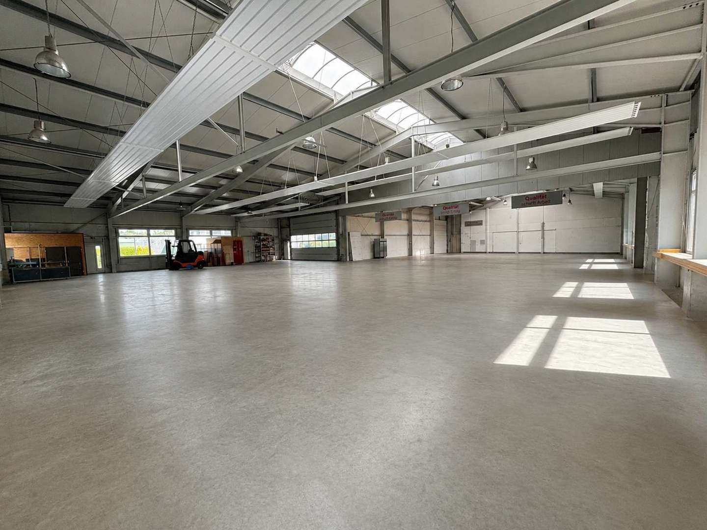 Produktions- u. Gewerbehalle