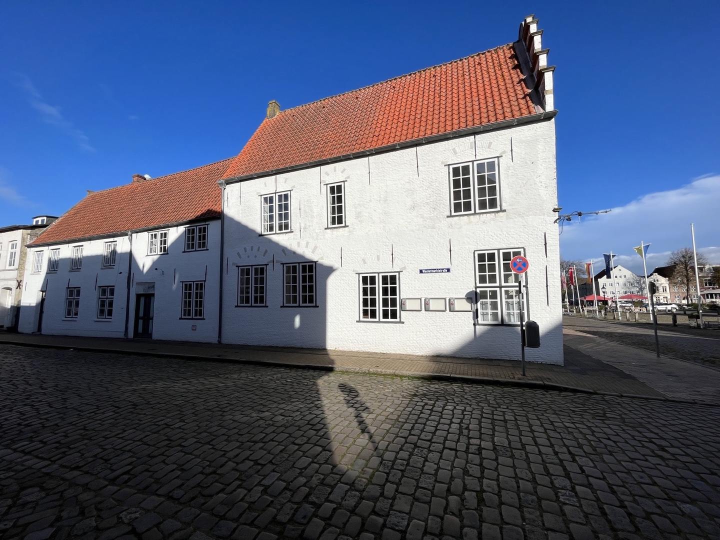 Straßenansicht