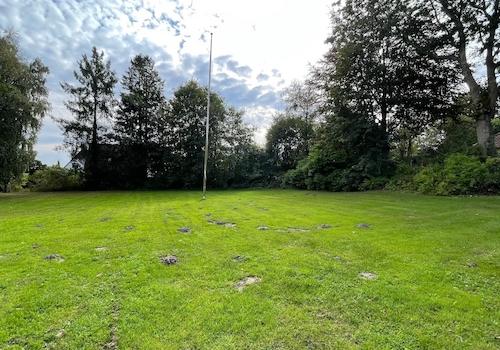 Straßengrundstück
