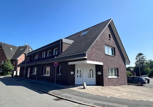 Straßenansicht
