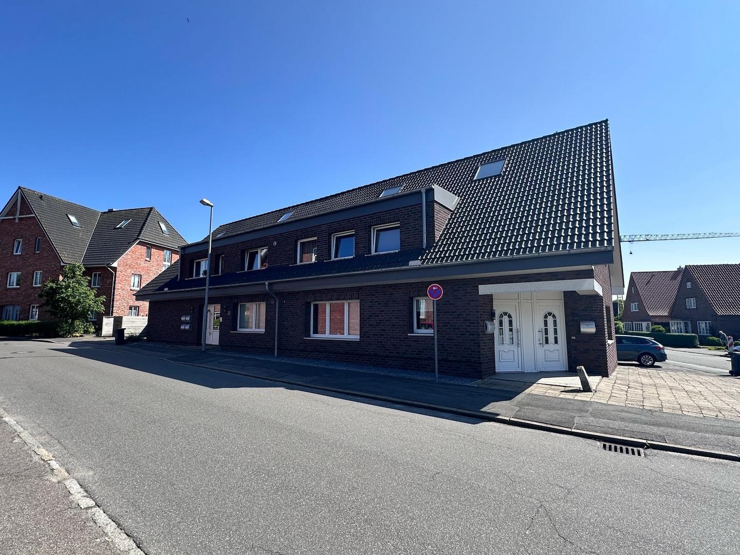 Straßenansicht 1