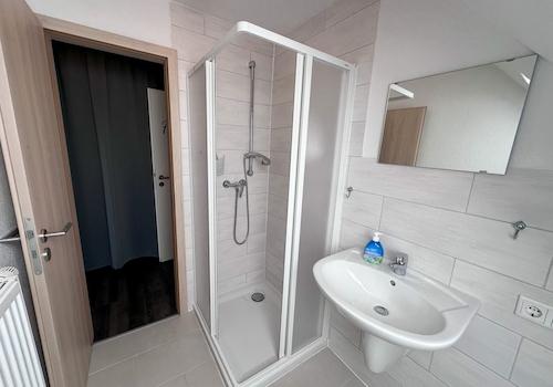 Badezimmer I DG