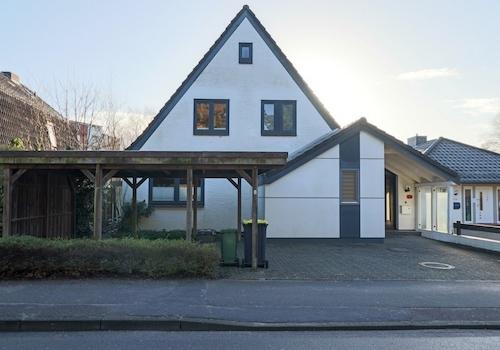 Straßenansicht