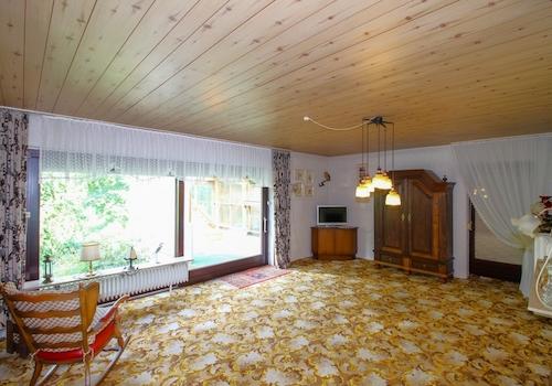 Wohnzimmer mit Terrassenzugang