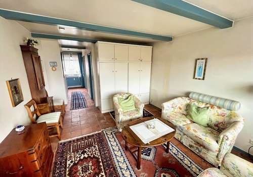 Wohn-/Schlafzimmer