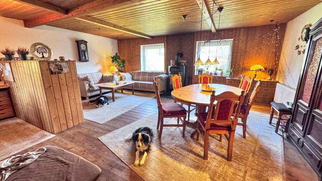 Wohn- und Esszimmer