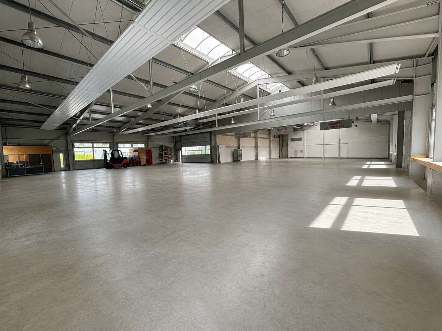 Produktions- u. Gewerbehalle