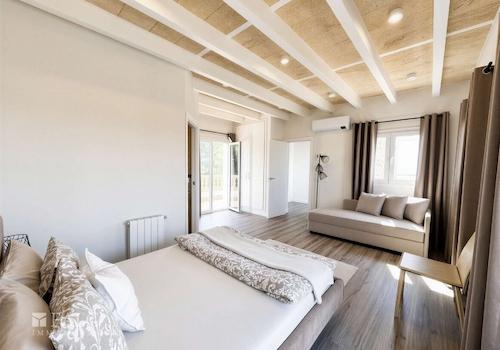 Schlafzimmer III
