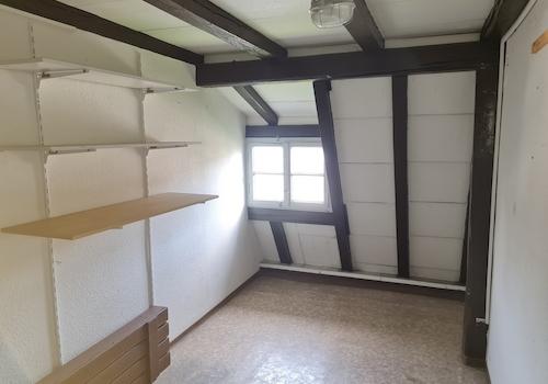 1. OG links Dachkammer