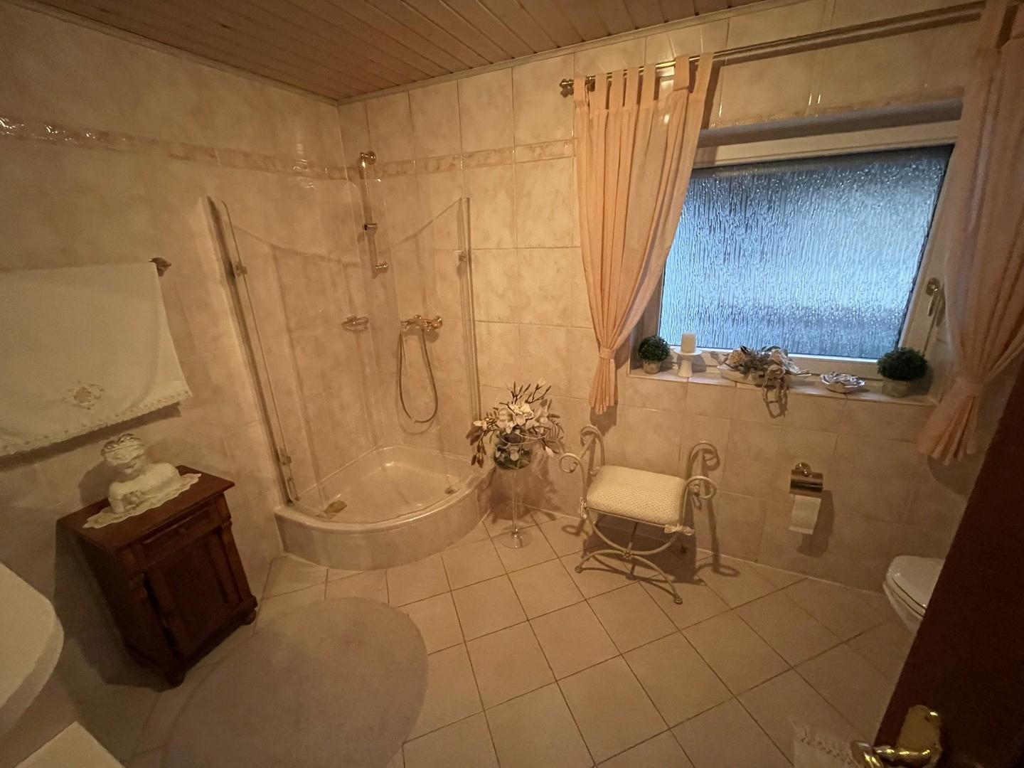 Badezimmer 2