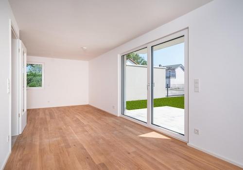 Wohnraum + Terrasse