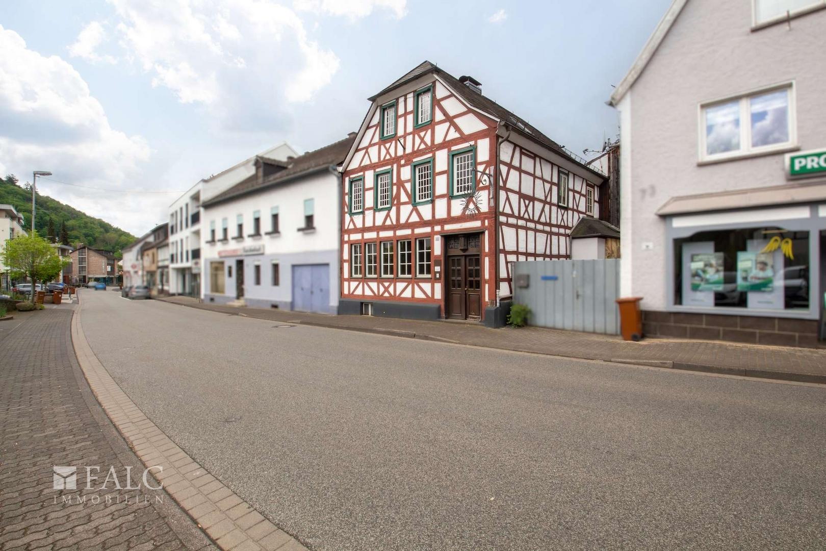 Straßenansicht