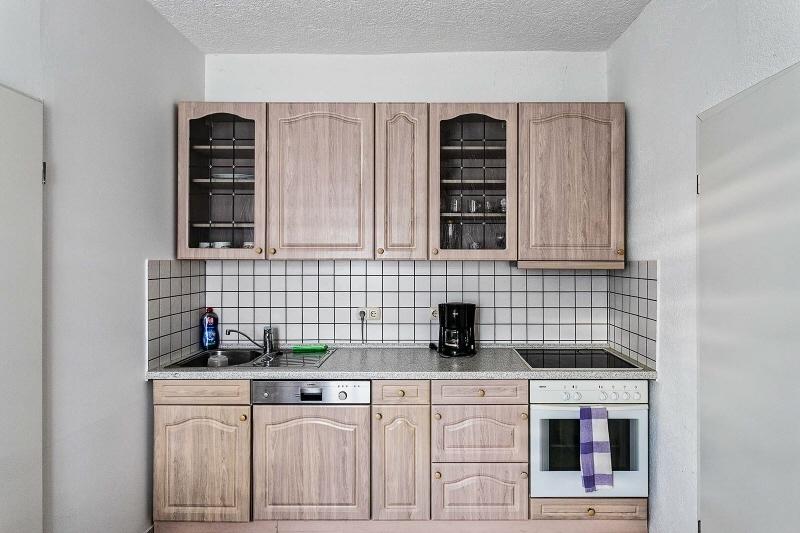 Küche mit EBK (EG, 1RWE)