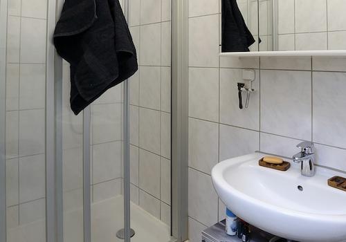 Altbau Duschbad EG innenliegend