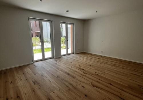 Wohnzimmer & Küche 