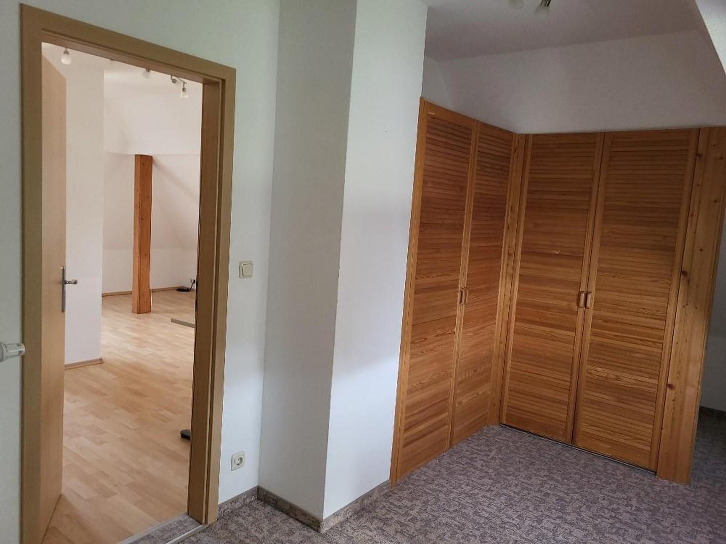 Zimmer  mit Einbauschränke
