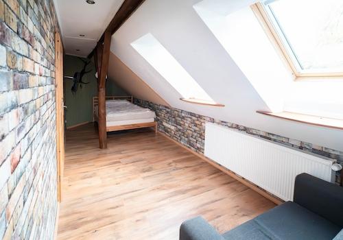 Schlafzimmer 2