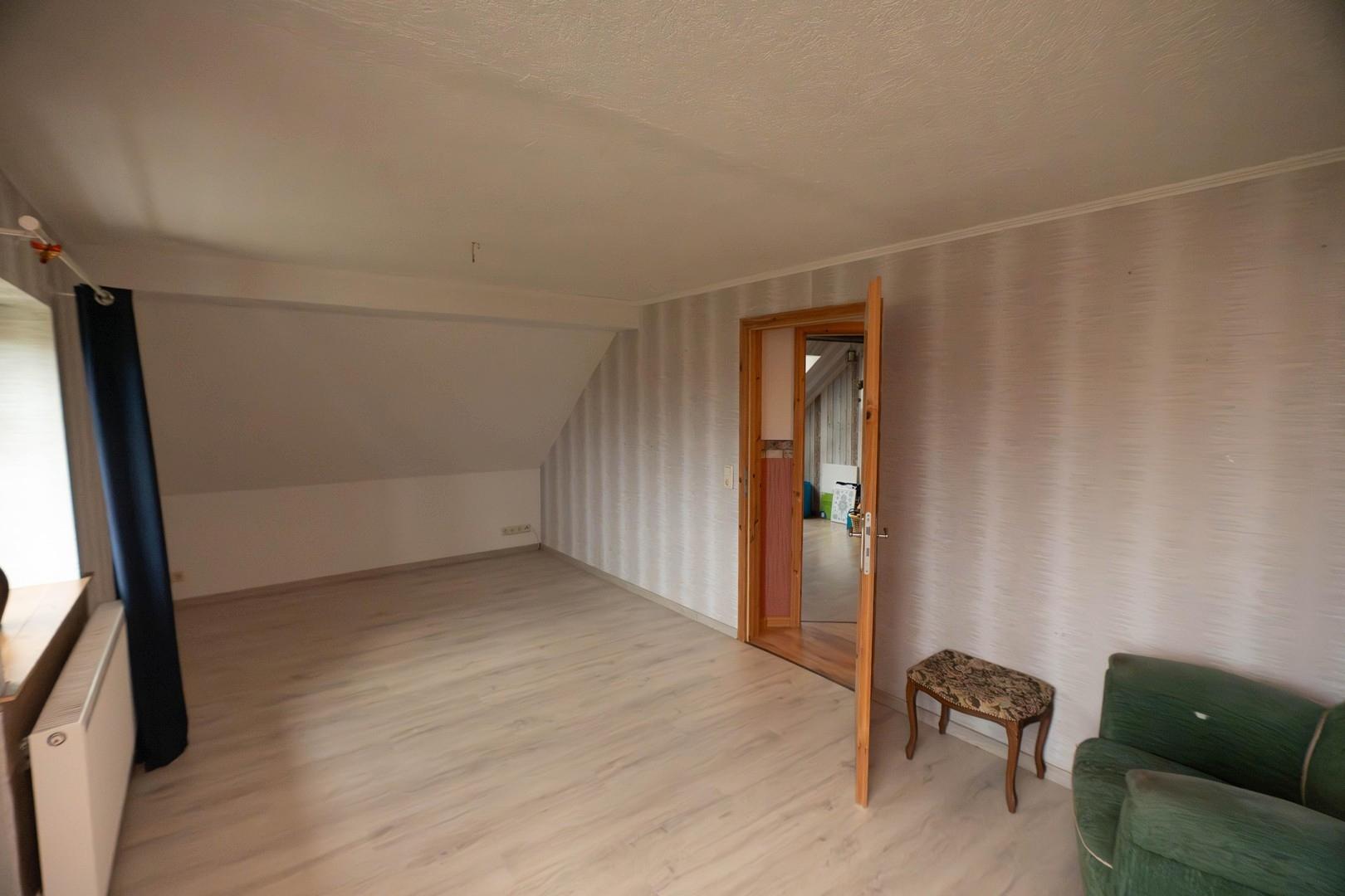 Schlafzimmer 4