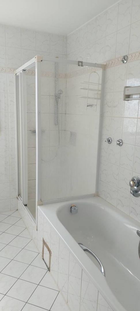 Badezimmer 1.OG