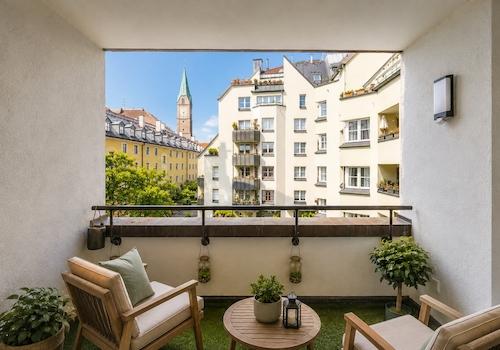 Balkon_mit_freiem_Blick