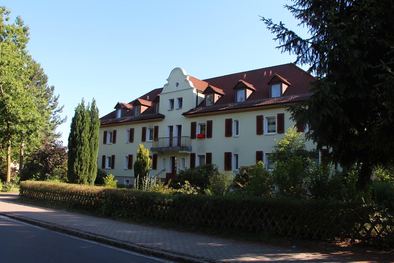 Außenansicht Straßenseite