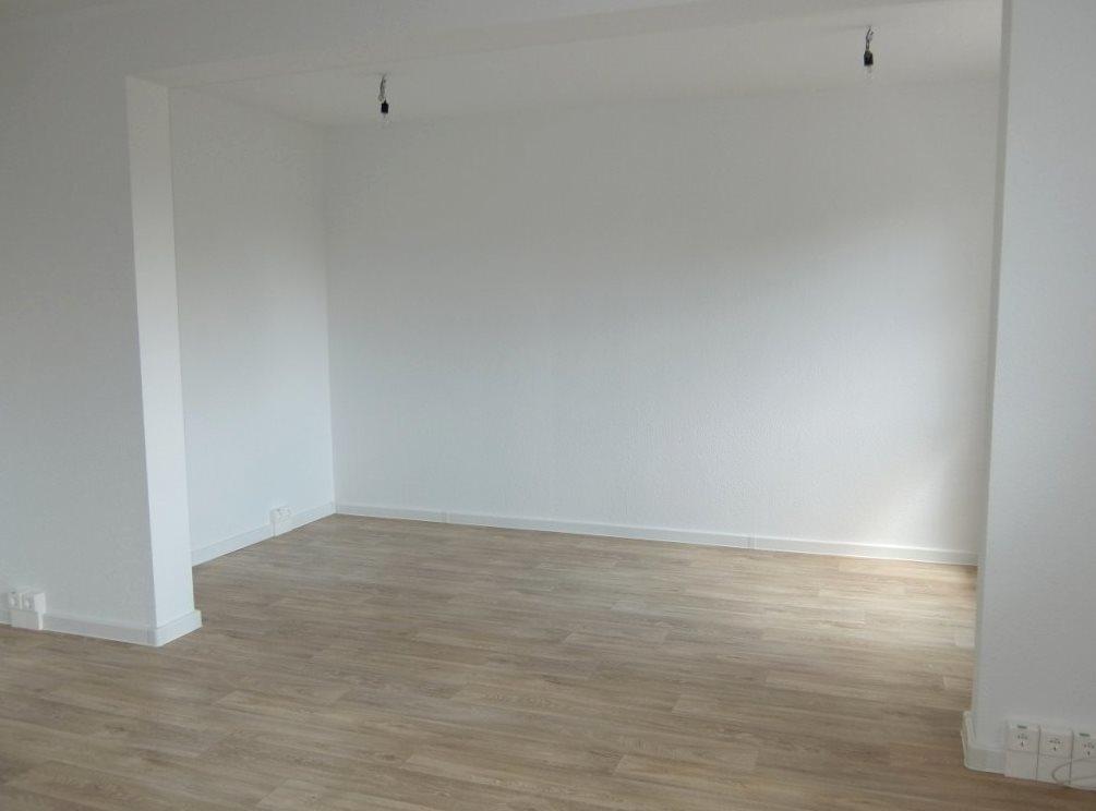 Blick andere seite wohnzimmer