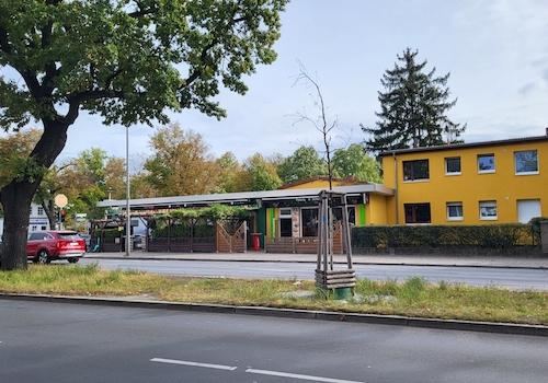 Straßenansicht