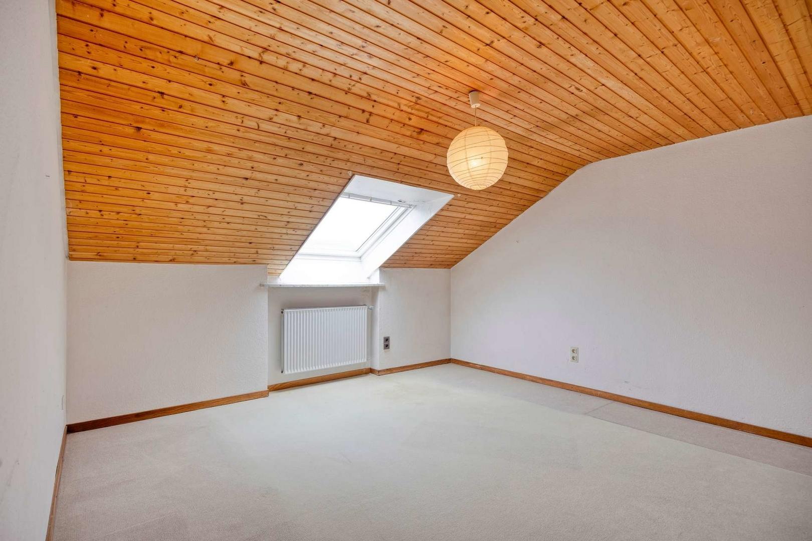 mögl. Schlafzimmer im DG