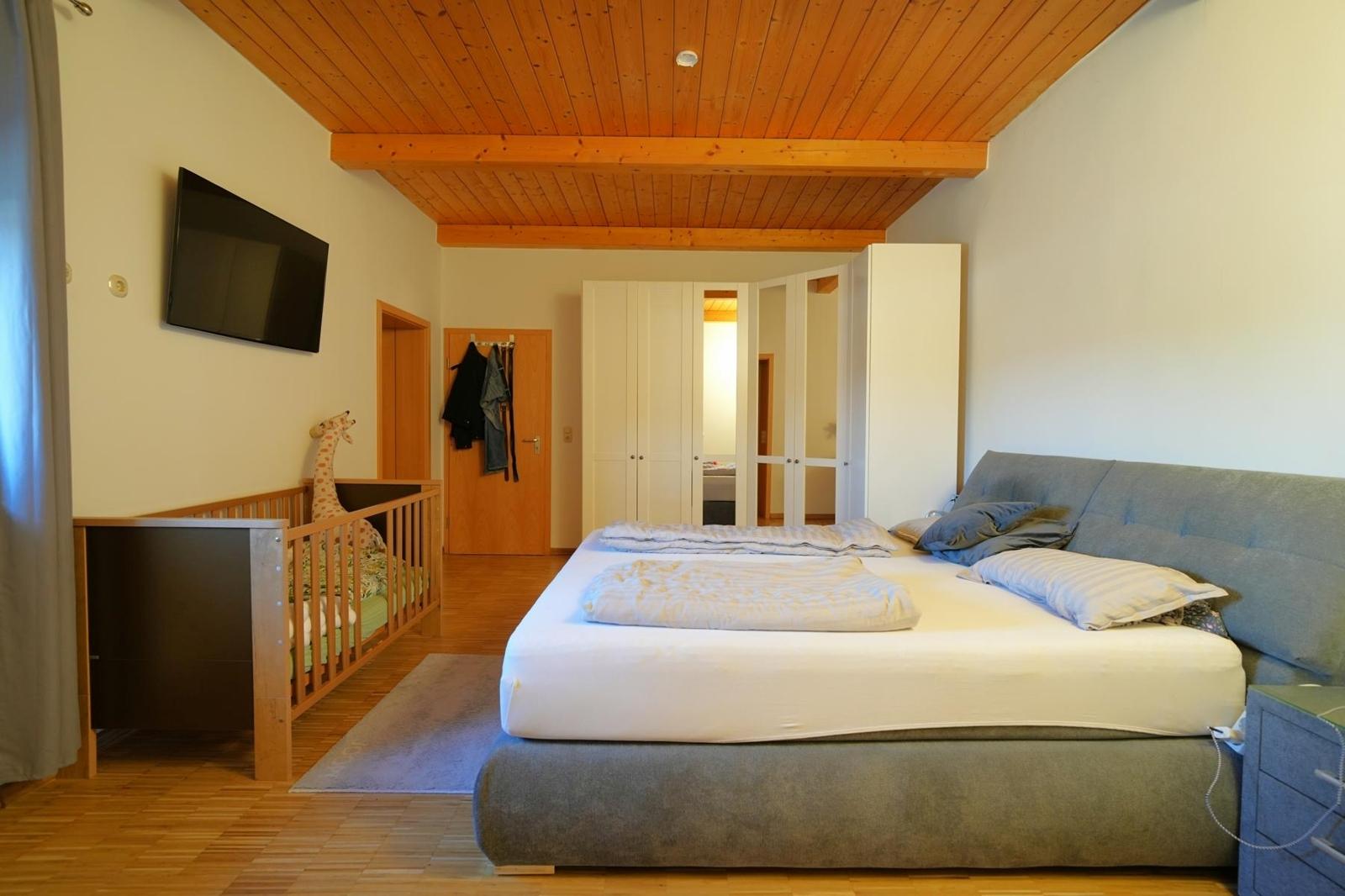 2. Wohnung Schlafzimmer OG