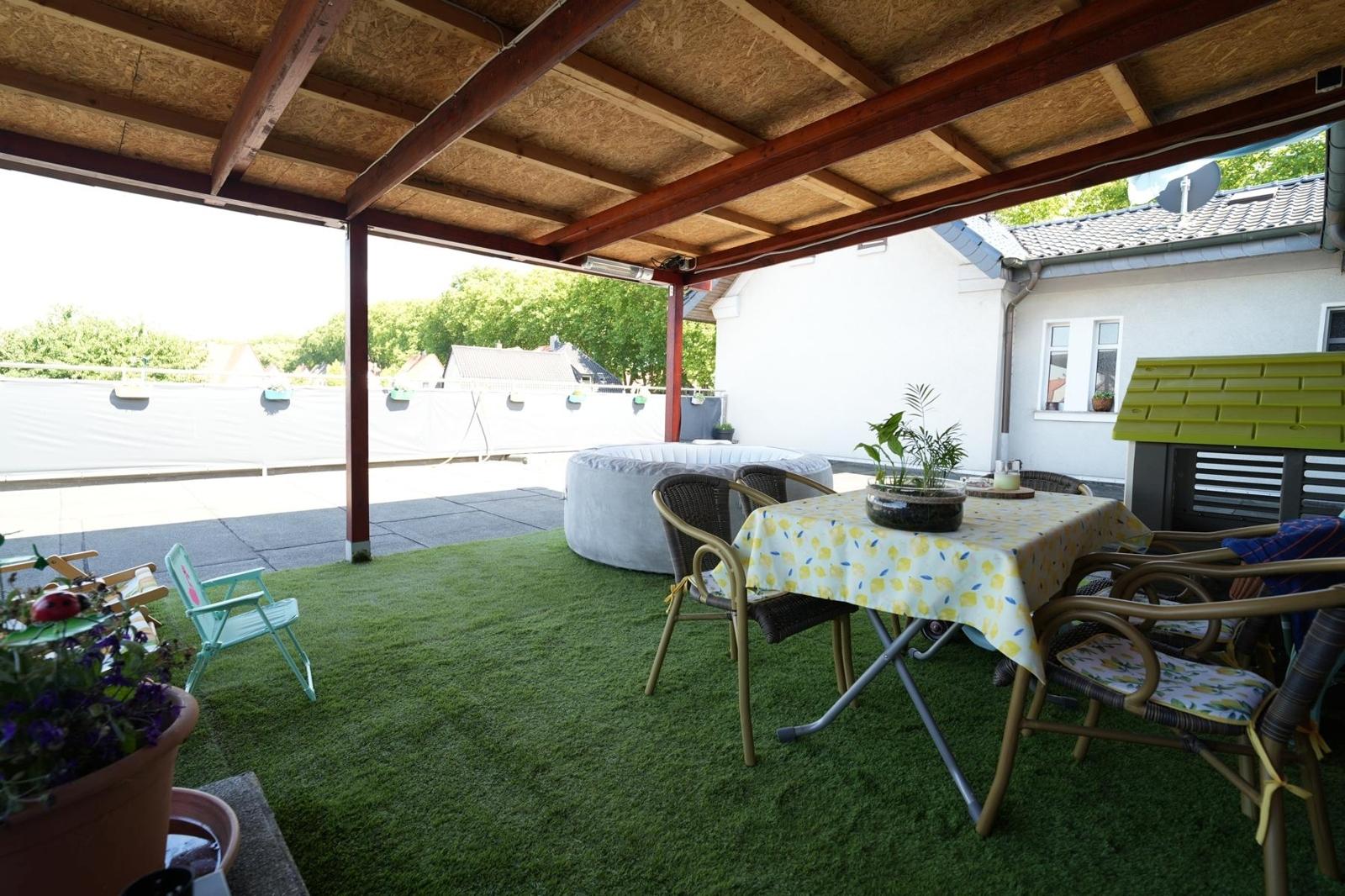 2. Wohnung Terrasse 