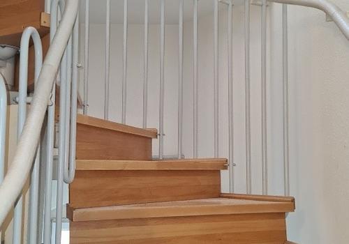 Treppenaufgang zur Wohnung