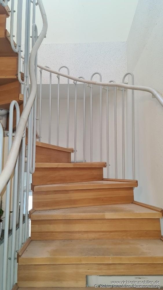 Treppenaufgang zur Wohnung