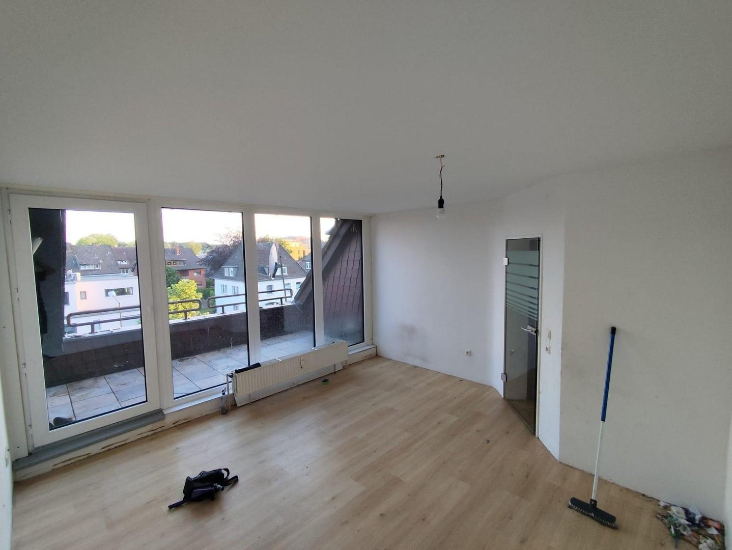 Wohn- und Esszimmer 