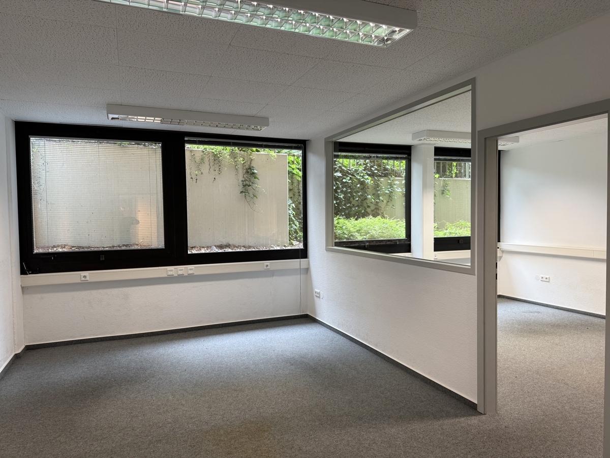 Büro 1