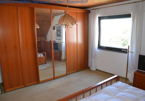 Elternschlafzimmer Bild 2