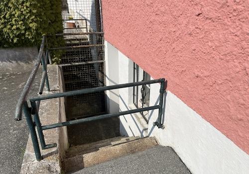 Kellerzugang außen