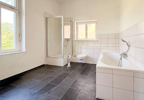 Badezimmer 1.OG