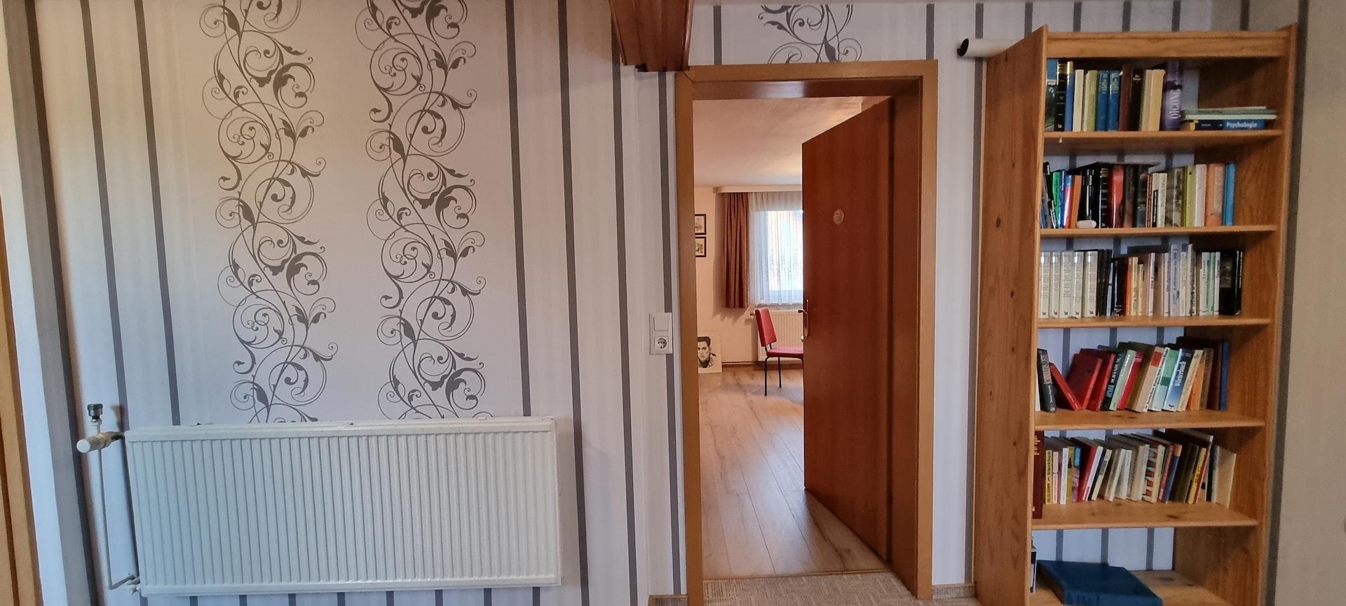 OG Flur Wohnhaus