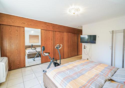 Schlafzimmer unten