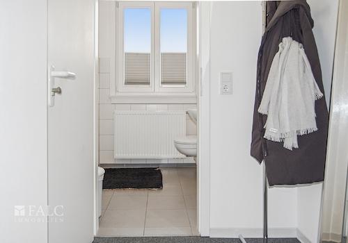 Garderobe und WC_DG