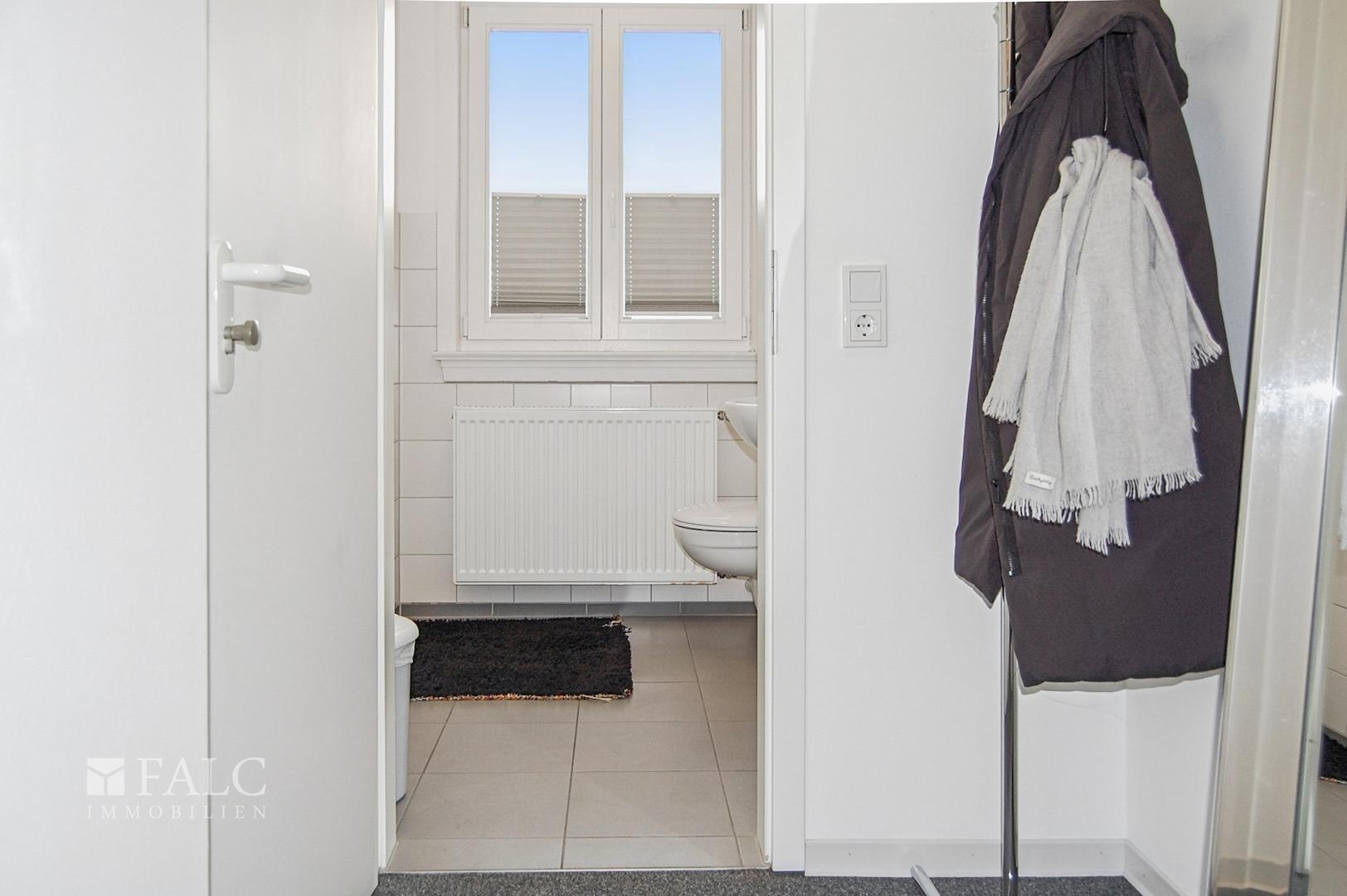Garderobe und WC_DG