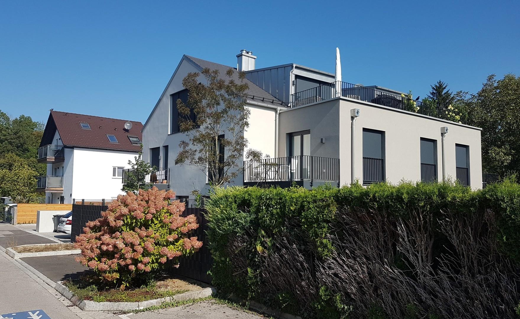 Haus von Außen 1
