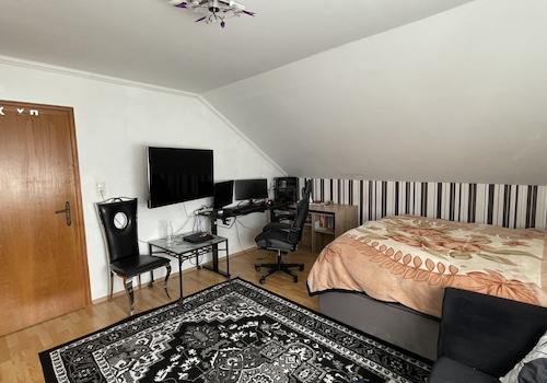Schlafzimmer 2 DG